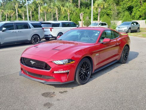 Used 2020 Ford Mustang GT w/ GT Performance Package RWD image 3