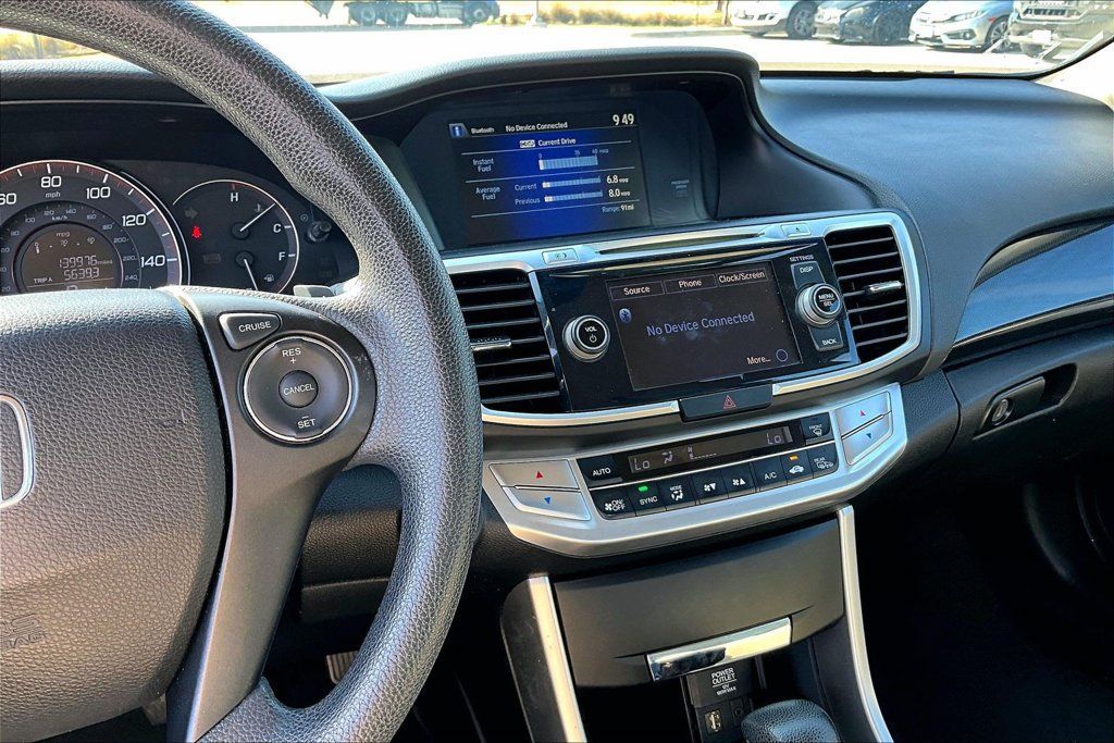 Used 2013 Honda Accord EX image 8