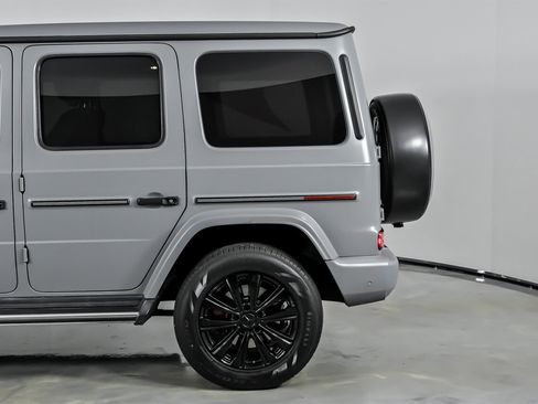 Used 2021 Mercedes-Benz G 550 image 9