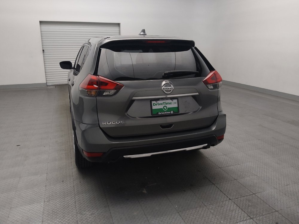 Used 2019 Nissan Rogue S FWD image 6