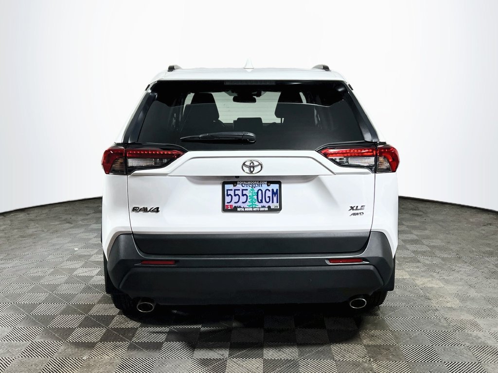 Used 2025 Toyota RAV4 XLE w/ Convenience Package AWD/4WD image 6