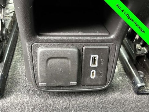 Used 2021 Chevrolet TrailBlazer ACTIV w/ Sun and Liftgate Package image 28