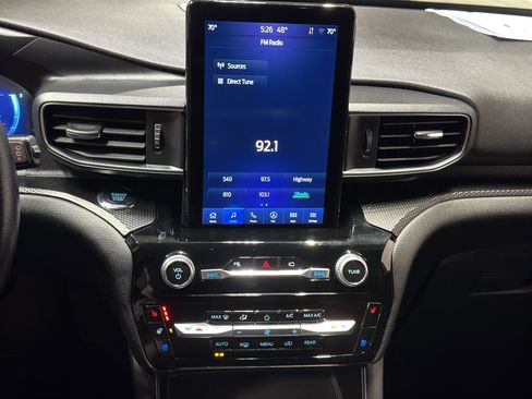 Used 2022 Ford Explorer ST w/ ST Street Pack image 29
