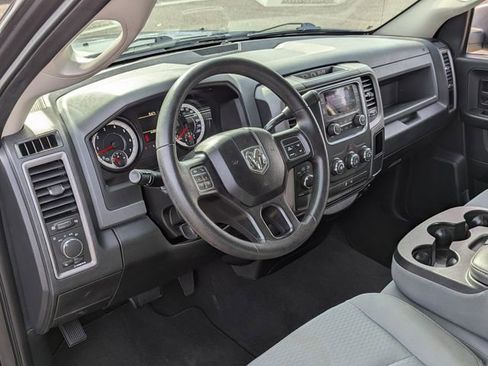 Used 2017 RAM 1500 ST w/ SXT Appearance Group AWD/4WD image 12