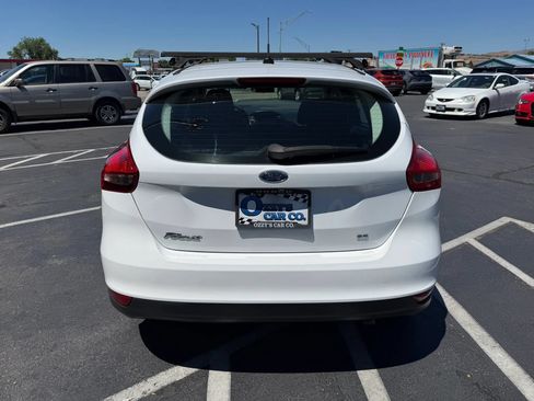 Used 2016 Ford Focus SE FWD image 6