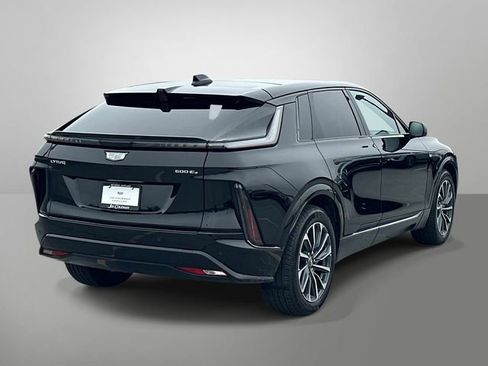 Used 2025 Cadillac Lyriq Sport w/ LPO, Floor Liner Package AWD/4WD image 26