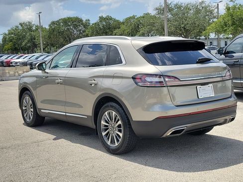 Certified 2023 Lincoln Nautilus FWD image 4