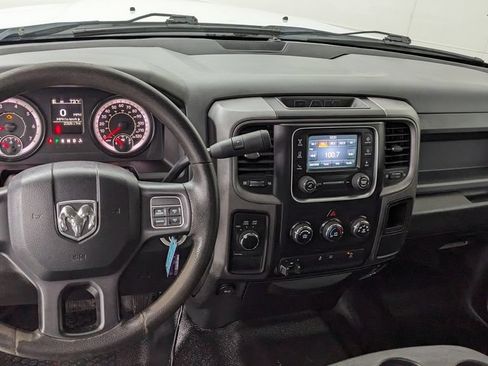Used 2016 RAM 2500 Tradesman w/ Chrome Appearance Group AWD/4WD image 3