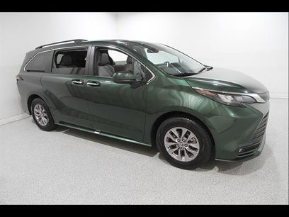 Used 2026 Toyota Sienna XLE