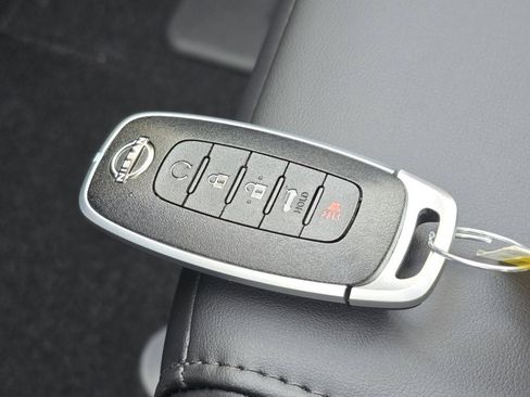 New 2026 Nissan Pathfinder SL image 21