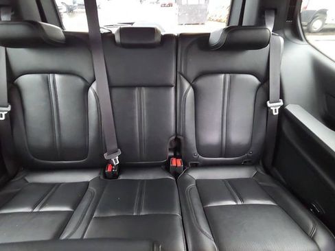 Used 2023 Jeep Wagoneer Series III w/ Preferred Equipment Group image 13