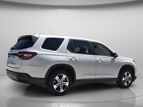 Certified 2024 Honda Pilot EX-L image 7
