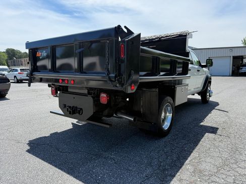 New 2026 RAM 5500 Tradesman w/ Chrome Appearance Group AWD/4WD image 7