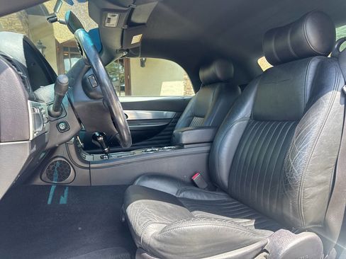 Used 2004 Ford Thunderbird Deluxe image 11