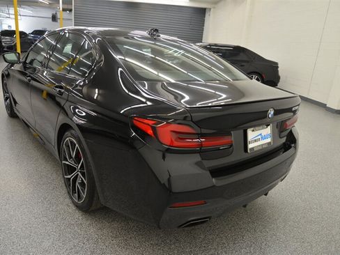 Used 2023 BMW 530i w/ M Sport Package RWD image 12