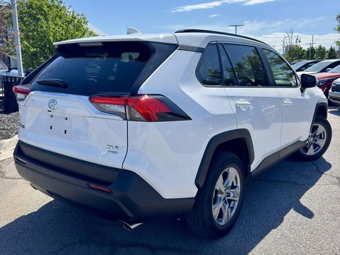 Used 2024 Toyota RAV4 XLE w/ Convenience Package AWD/4WD image 5