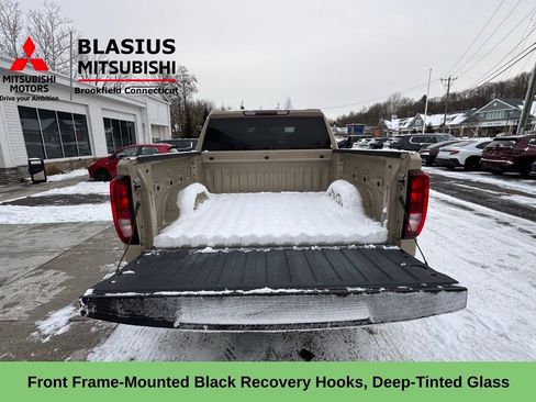 Used 2023 GMC Sierra 1500 Elevation image 24