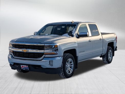 Used 2017 Chevrolet Silverado 1500 LT w/ All Star Edition image 3