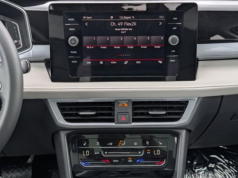 New 2026 Volkswagen Taos SEL AWD/4WD image 10
