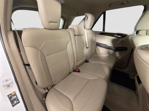 Used 2014 Mercedes-Benz ML 350 2WD image 24