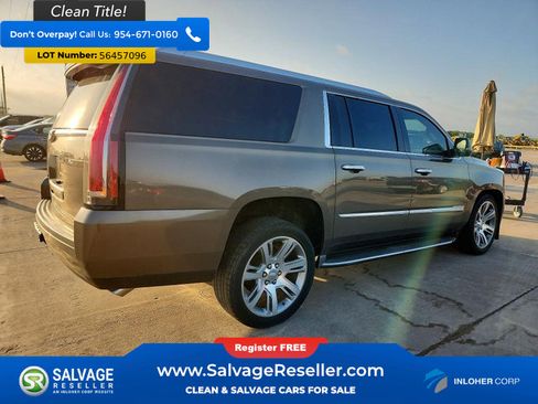Used 2016 Cadillac Escalade ESV Luxury RWD image 4
