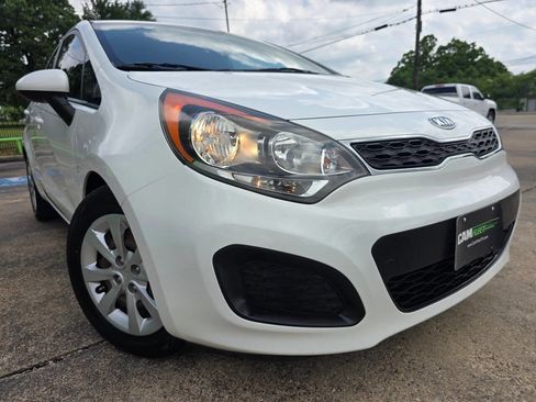 Used 2013 Kia Rio EX image 54