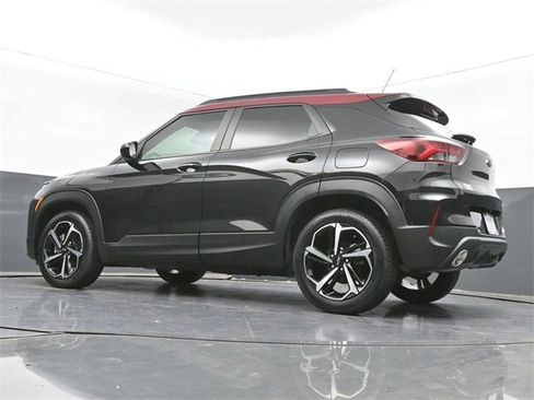 Used 2021 Chevrolet TrailBlazer RS w/ Technology Package image 41