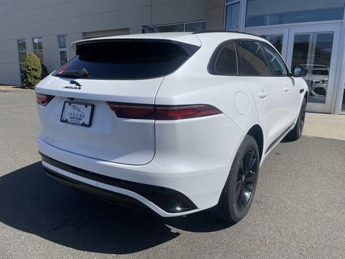 Used 2025 Jaguar F-PACE R-Dynamic S image 8