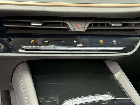 New 2026 Buick Envision Avenir image 17