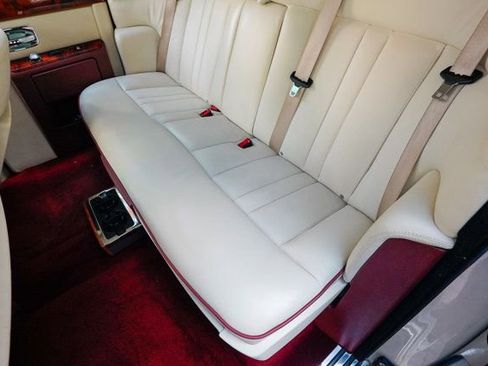 Used 2013 Rolls-Royce Phantom Sedan image 75