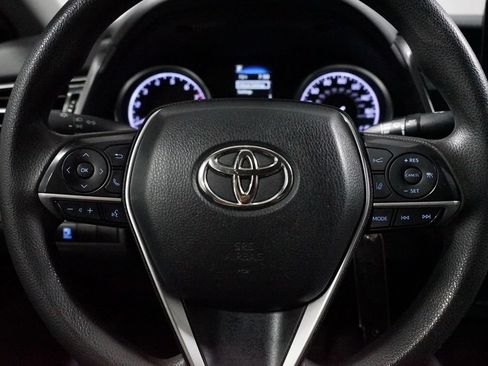 Certified 2022 Toyota Camry LE FWD image 12