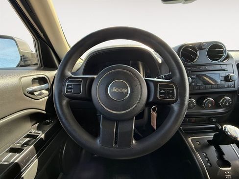 Used 2014 Jeep Patriot Sport w/ Power Value Group FWD image 13