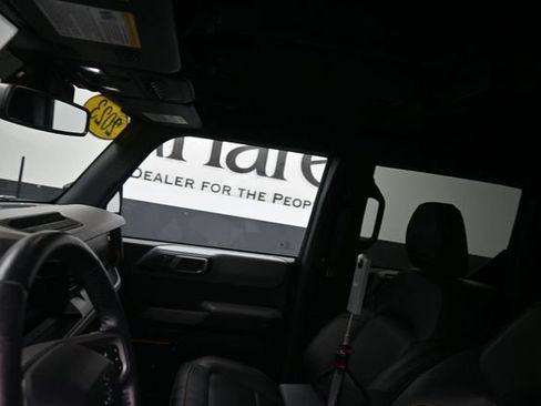 Used 2023 Ford Bronco Badlands AWD/4WD image 14