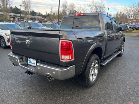 Used 2017 RAM 1500 Laramie w/ Convenience Group image 5