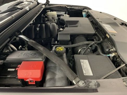 Certified 2018 Chevrolet Tahoe LT w/ Luxury Package AWD/4WD image 23