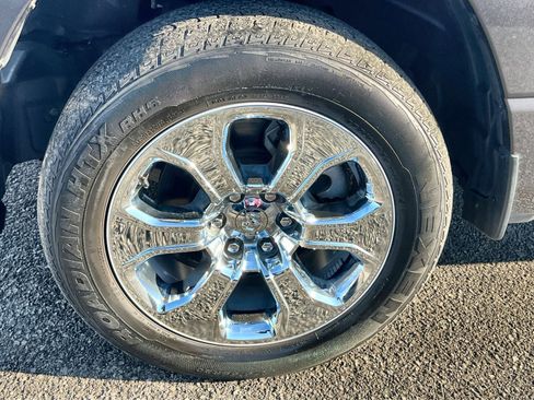 Used 2020 RAM 1500 Big Horn image 12