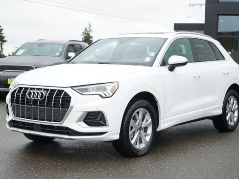 Used 2023 Audi Q3 2.0T Premium AWD/4WD image 8