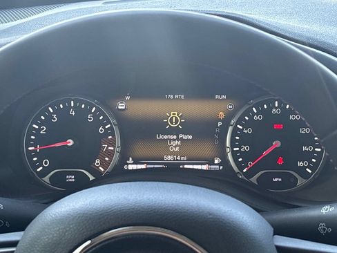 Used 2023 Jeep Renegade Trailhawk AWD/4WD image 26