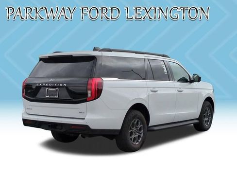 Used 2025 Ford Expedition Max Active RWD image 5