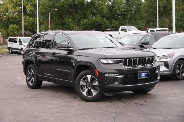 Used 2024 Jeep Grand Cherokee Limited 4xe AWD/4WD image 2