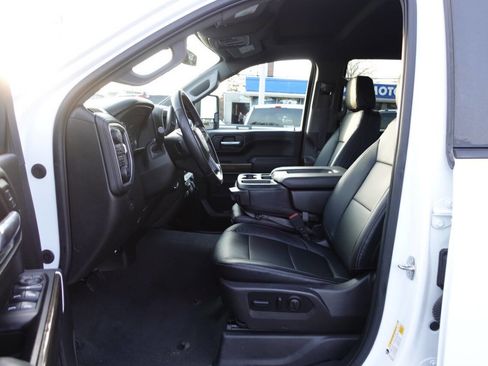 Used 2023 Chevrolet Silverado 2500 LT w/ Convenience Package image 18