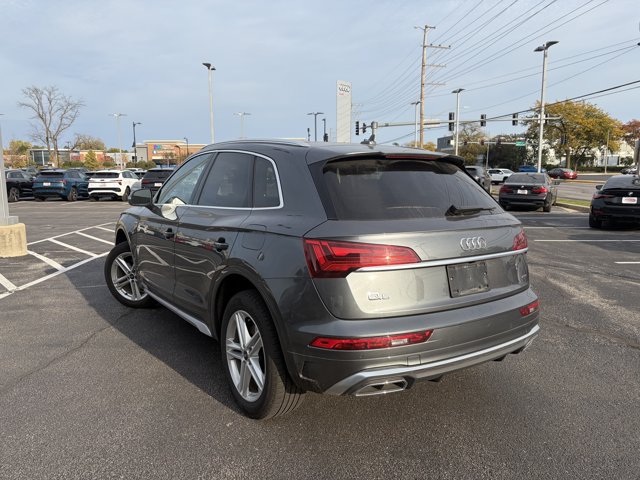 Used 2024 Audi Q5 e Premium Plus AWD/4WD image 3