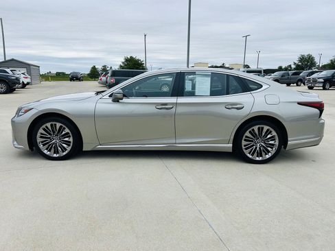 Used 2022 Lexus LS 500 AWD w/ Accessory Package (Z1) image 39