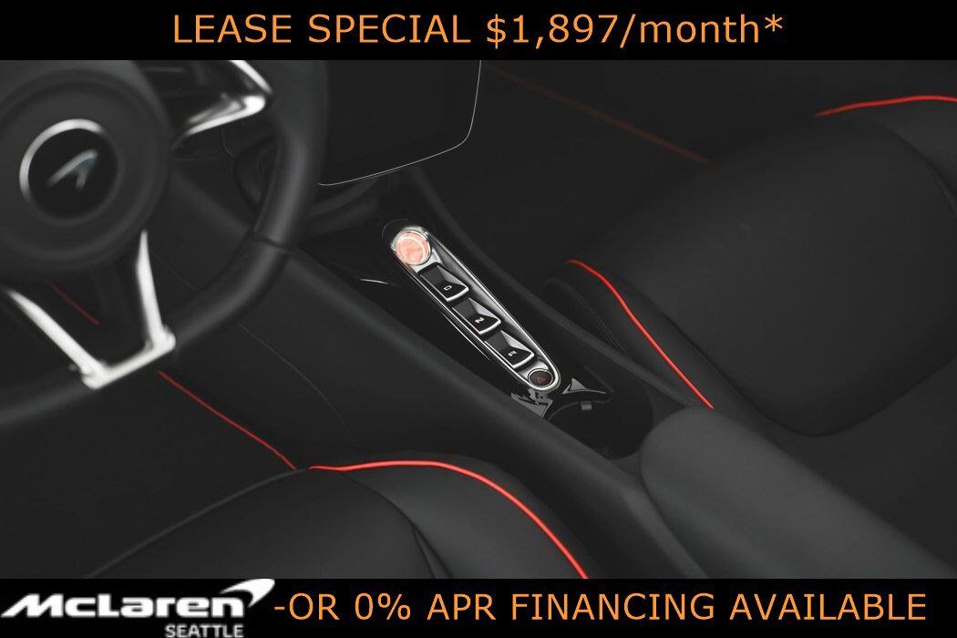 Used 2025 McLaren Artura Spider RWD image 34