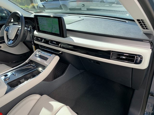 New 2027 Lincoln Aviator Reserve AWD/4WD image 12