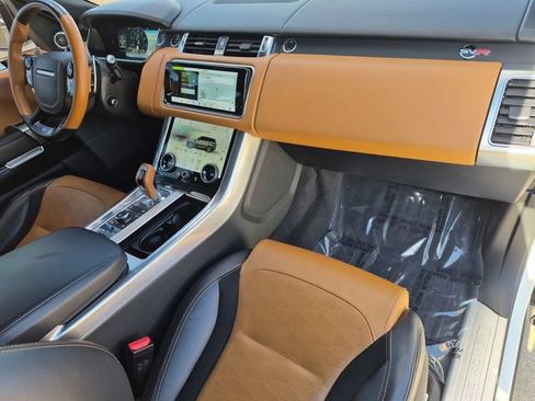 Used 2018 Land Rover Range Rover Sport SVR AWD/4WD image 20