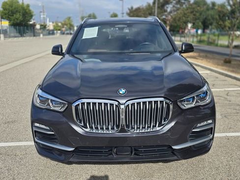 Used 2020 BMW X5 xDrive50i w/ Executive Package AWD/4WD image 39