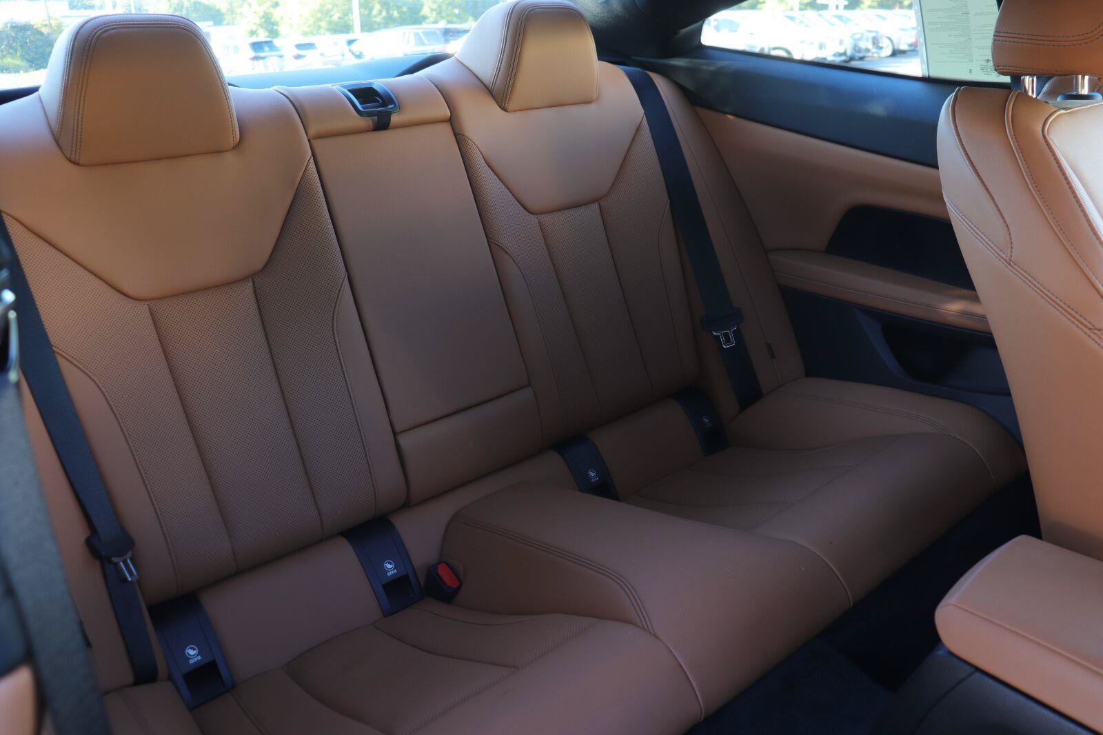 Used 2024 BMW M440i Coupe w/ Premium Package RWD image 15