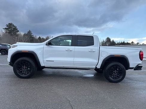 New 2026 GMC Canyon Elevation AWD/4WD image 3