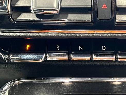 Used 2019 Lincoln Navigator L Reserve image 30